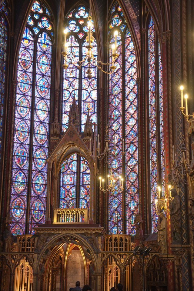 The glass of Sainte Chapelle